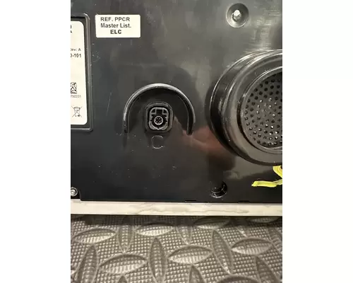 KENWORTH T680 Instrument Cluster