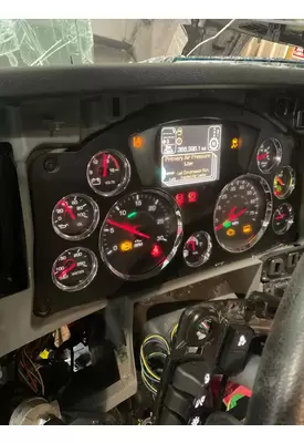 KENWORTH T680 Instrument Cluster