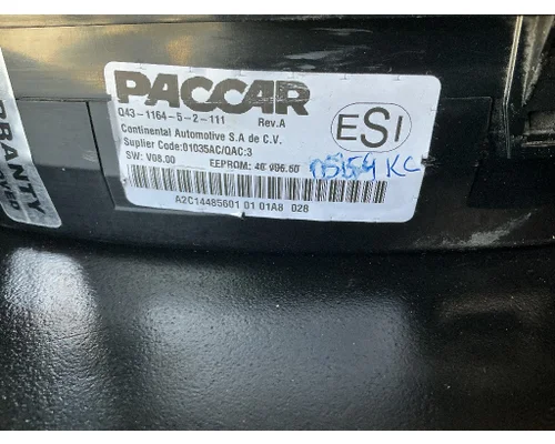 KENWORTH T680 Instrument Cluster