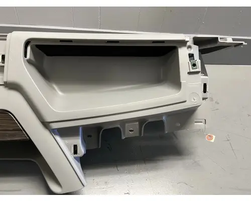 KENWORTH T680 Interior Parts, Misc.