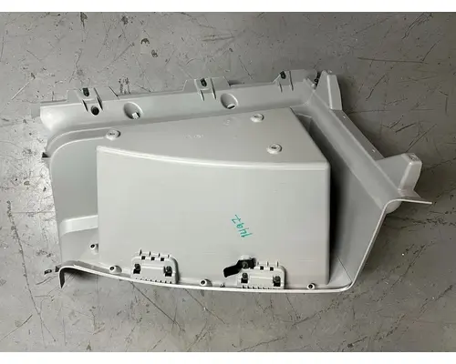 KENWORTH T680 Interior Parts, Misc.