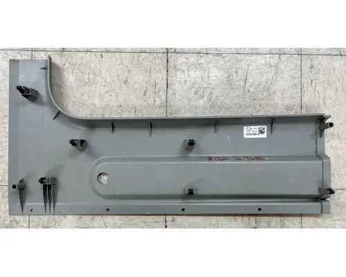 KENWORTH T680 Interior Parts, Misc.