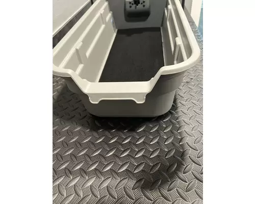 KENWORTH T680 Interior Parts, Misc.