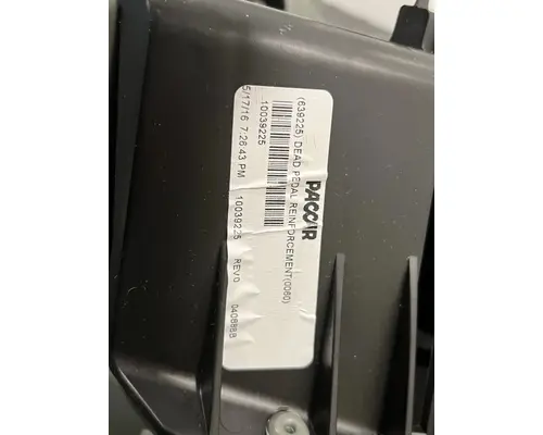 KENWORTH T680 Interior Parts, Misc.