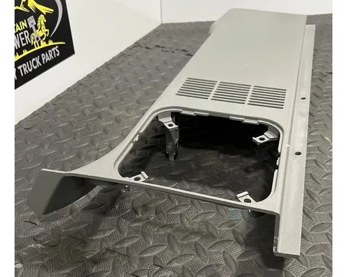 KENWORTH T680 Interior Parts, Misc.