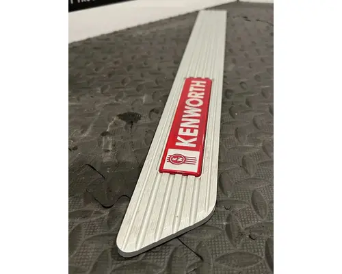 KENWORTH T680 Interior Parts, Misc.