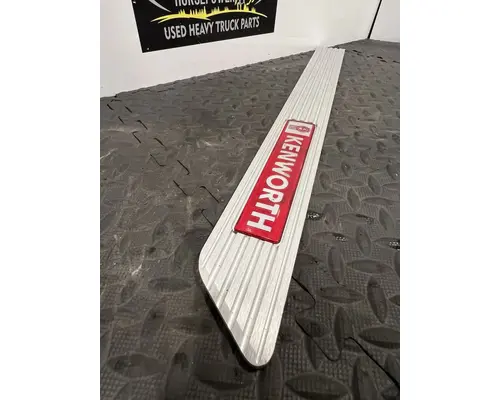 KENWORTH T680 Interior Parts, Misc.