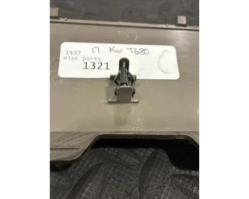 KENWORTH T680 Interior Parts, Misc.