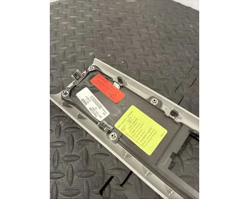KENWORTH T680 Interior Parts, Misc.