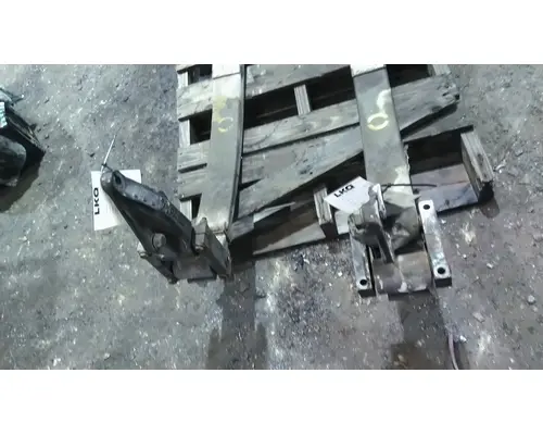 KENWORTH T680 LEAF SPRING, FRONT