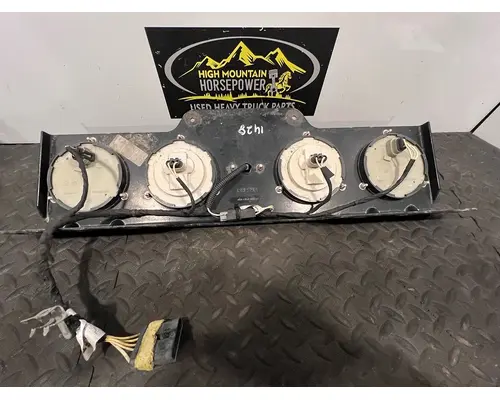 KENWORTH T680 Lamp stop tail turn