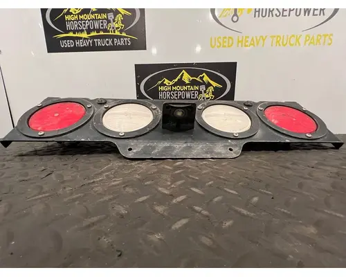 KENWORTH T680 Lamp stop tail turn