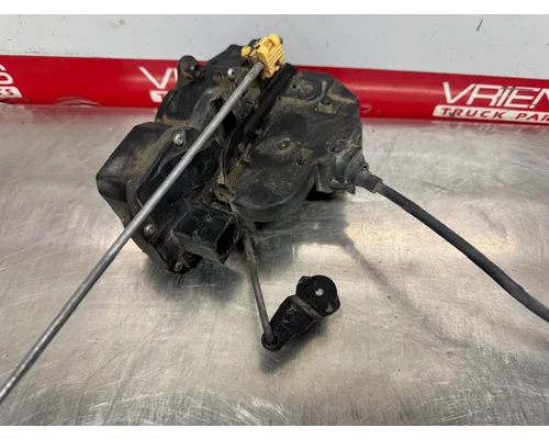 KENWORTH T680 Latches and Locks