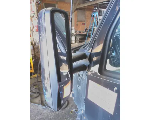 KENWORTH T680 MIRROR ASSEMBLY CABDOOR