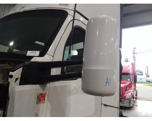 KENWORTH T680 MIRROR ASSEMBLY CABDOOR