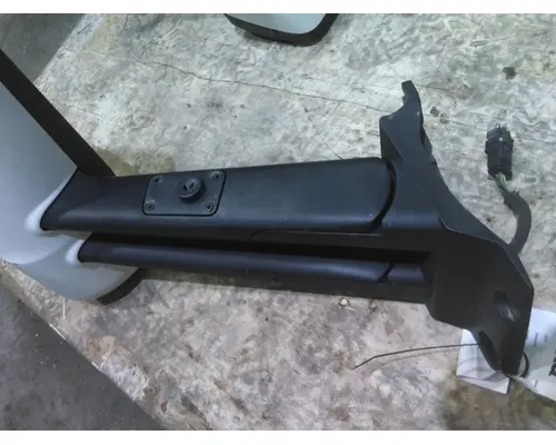 KENWORTH T680 MIRROR ASSEMBLY CABDOOR