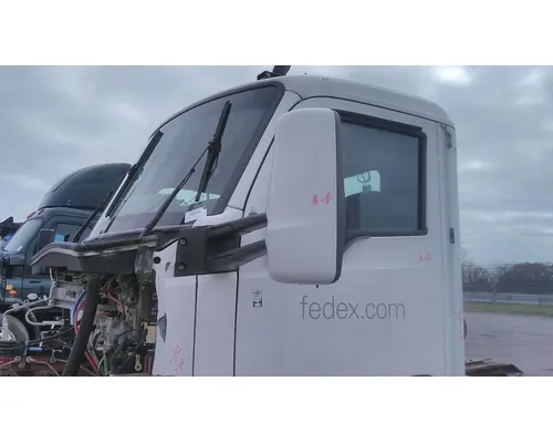 KENWORTH T680 MIRROR ASSEMBLY CABDOOR