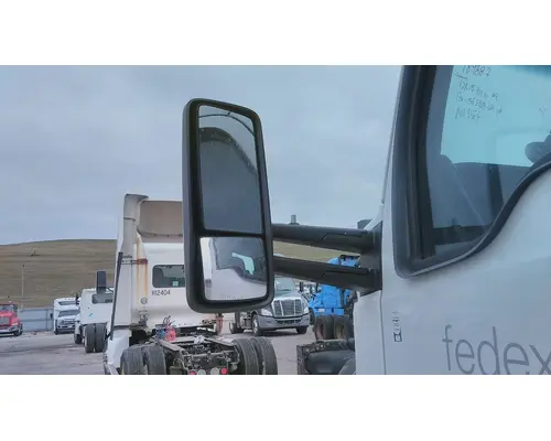 KENWORTH T680 MIRROR ASSEMBLY CABDOOR