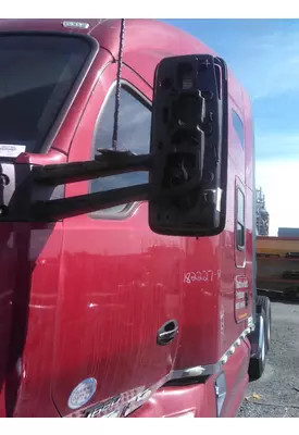 KENWORTH T680 MIRROR COMPONENTS