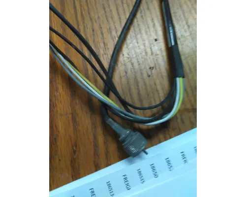 KENWORTH T680 MIRROR COMPONENTS