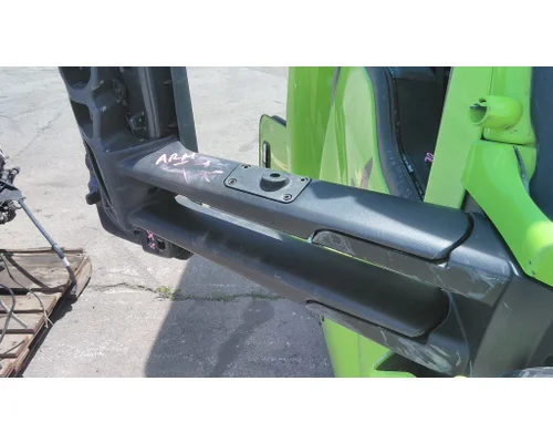 KENWORTH T680 MIRROR COMPONENTS