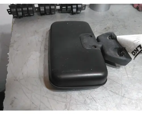 KENWORTH T680 MIRROR LOOK DOWN