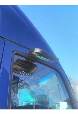 KENWORTH T680 MIRROR LOOK DOWN