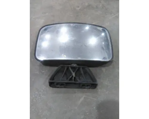 KENWORTH T680 MIRROR LOOK DOWN