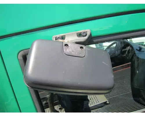 KENWORTH T680 MIRROR LOOK DOWN