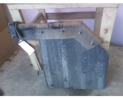 KENWORTH T680 MUD FLAP HANGER