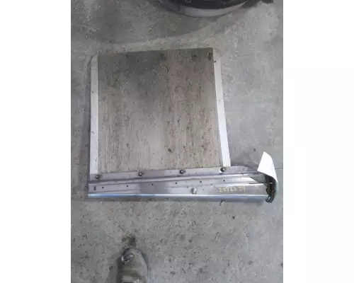 KENWORTH T680 MUD FLAP HANGER