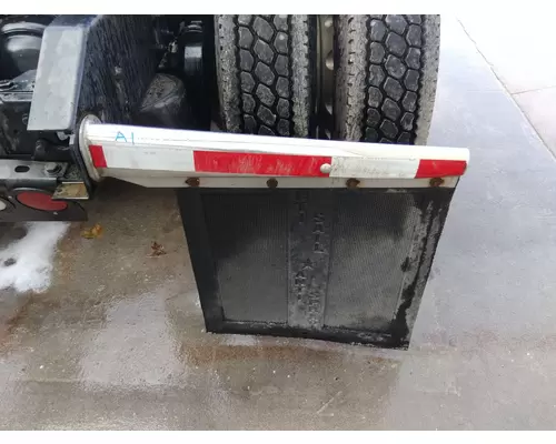 KENWORTH T680 MUD FLAP HANGER