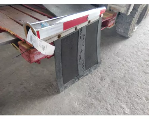 KENWORTH T680 MUD FLAP HANGER