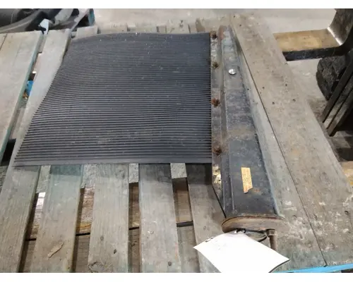 KENWORTH T680 MUD FLAP HANGER