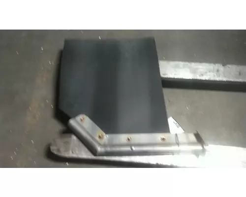 KENWORTH T680 MUD FLAP HANGER