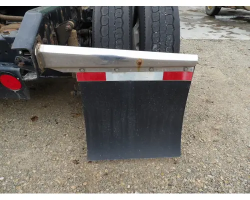KENWORTH T680 MUD FLAP