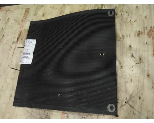 KENWORTH T680 MUD FLAP