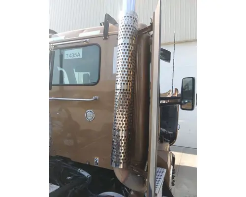 KENWORTH T680 MUFFLER SHIELD