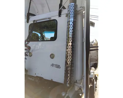 KENWORTH T680 MUFFLER SHIELD