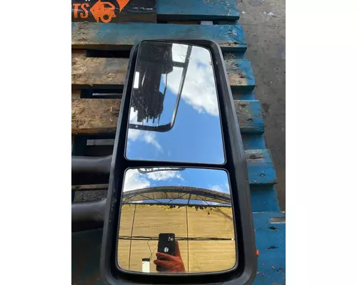 KENWORTH T680 Mirror (Side View)