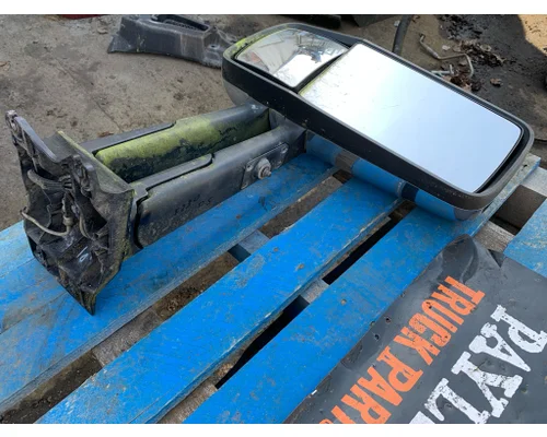 KENWORTH T680 Mirror (Side View)