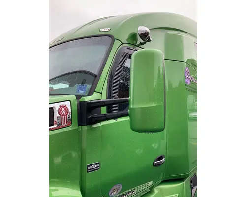KENWORTH T680 Mirror (Side View)