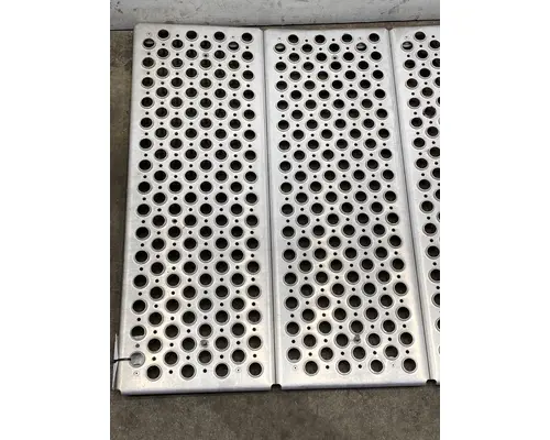 KENWORTH T680 Miscellaneous Parts