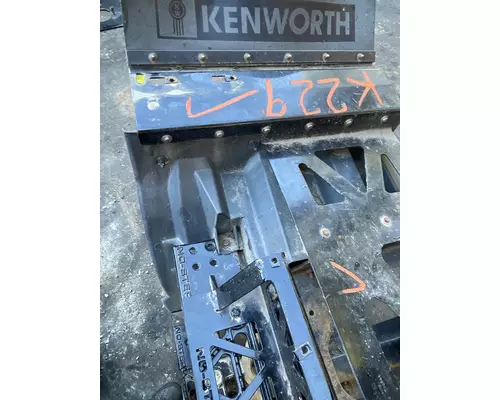 KENWORTH T680 Miscellaneous Parts