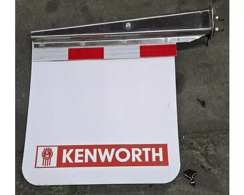 KENWORTH T680 Mud Flap Hanger