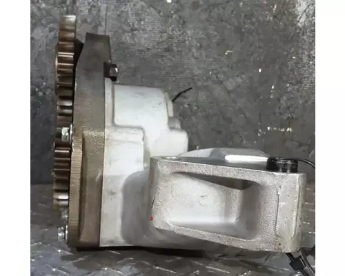 KENWORTH T680 Oil Pump