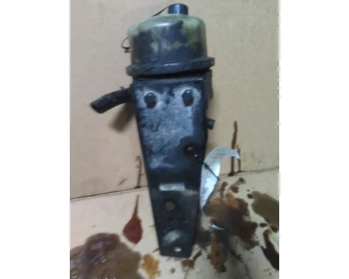 KENWORTH T680 POWER STEERING RESERVOIR