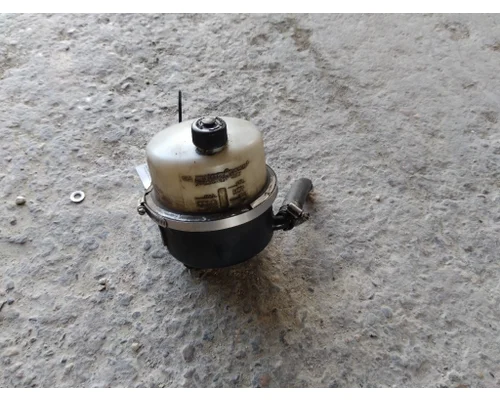 KENWORTH T680 POWER STEERING RESERVOIR