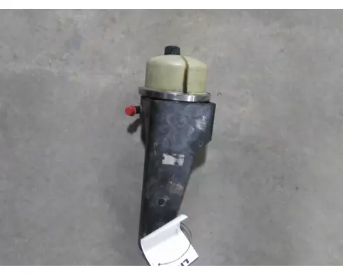 KENWORTH T680 POWER STEERING RESERVOIR