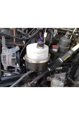 KENWORTH T680 POWER STEERING RESERVOIR
